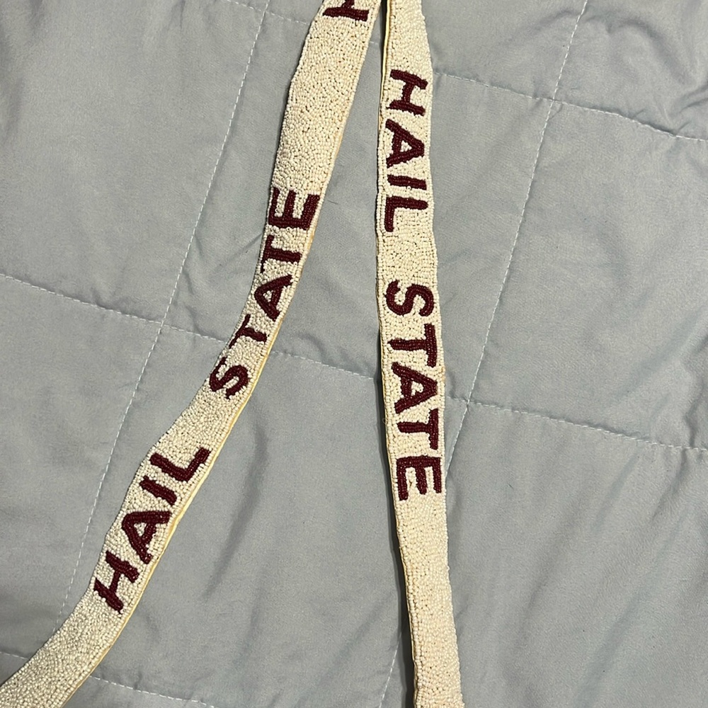 Stadium purse and strap for Mississippi State